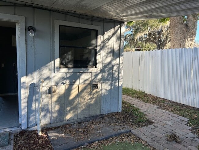 Photo - 106 E Givens St