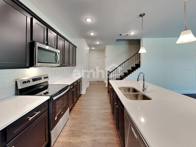 Photo - 5222 Blue Mountain Dr