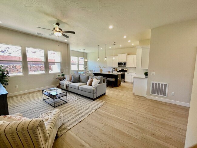 Photo - 5-Bedroom home in Desert Canyons