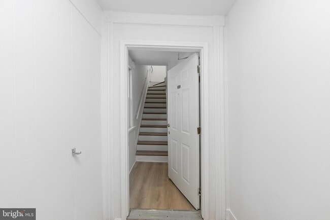 Photo - 201 Chester Ave Unit C