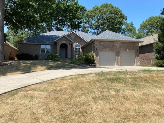 Building Photo - COMING SOON!!! GATED - STONE MEADOW SUBDIV... Rental