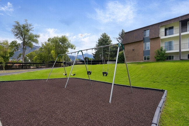 Highland Commons