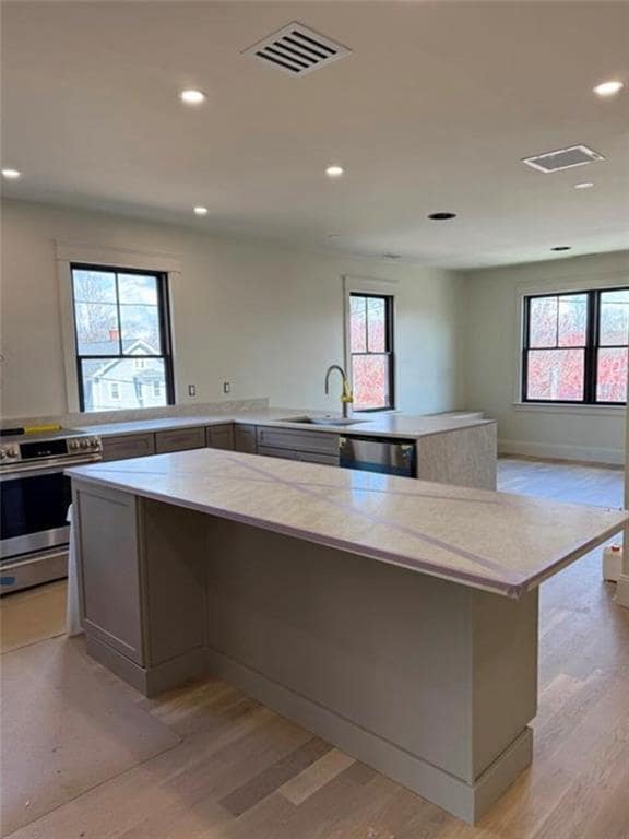 Photo - 75 Marlborough St Unit 1