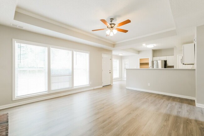 Photo - 802 Pinder Point Ct