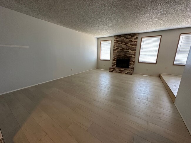 Photo - 4716 SW Stoddard Dr