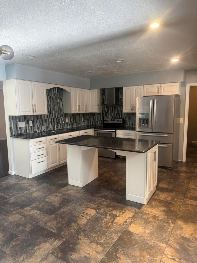 Photo - 3913 68th St NW