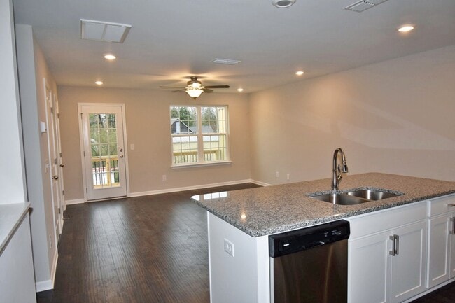 Photo - 2032 Middle Tennessee Blvd