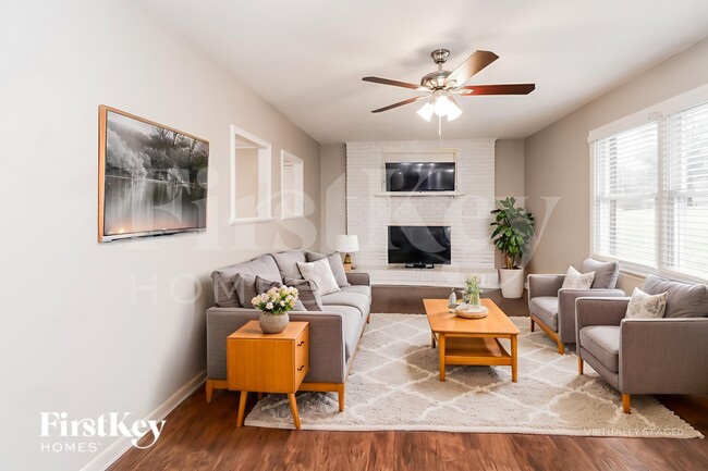 Photo - 4809 Maplecrest Dr