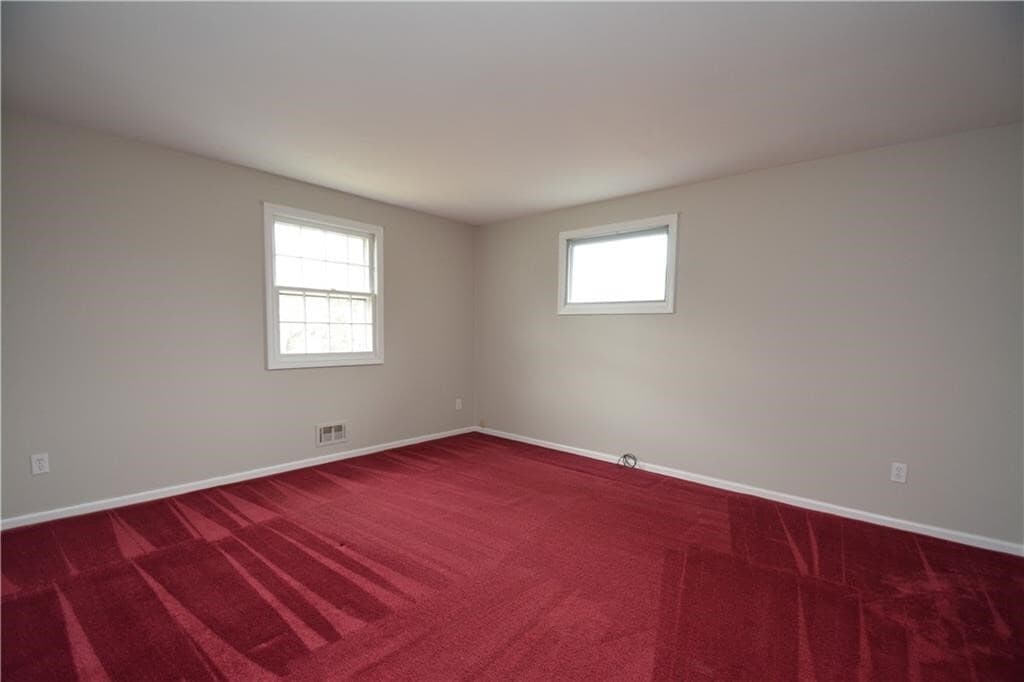 Photo - 28 Candlewood Dr