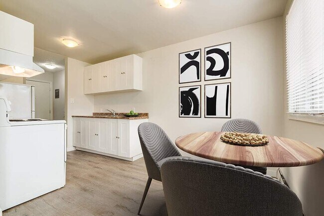 Forest Apartments - Forest Apartments