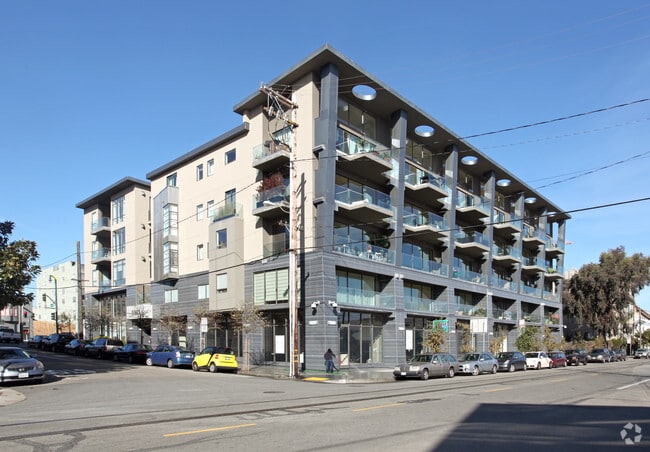 Primary Photo - 550-560 18th St