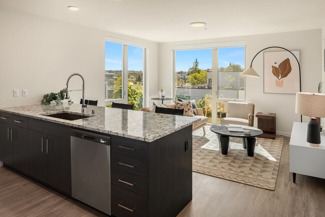 Building Photo - Broadstone Vin