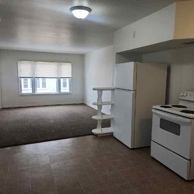 Photo - 413-413 N 5th St