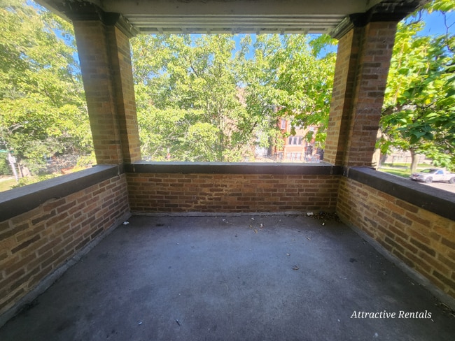 Photo - 6800 S Harper Ave Unidad 2