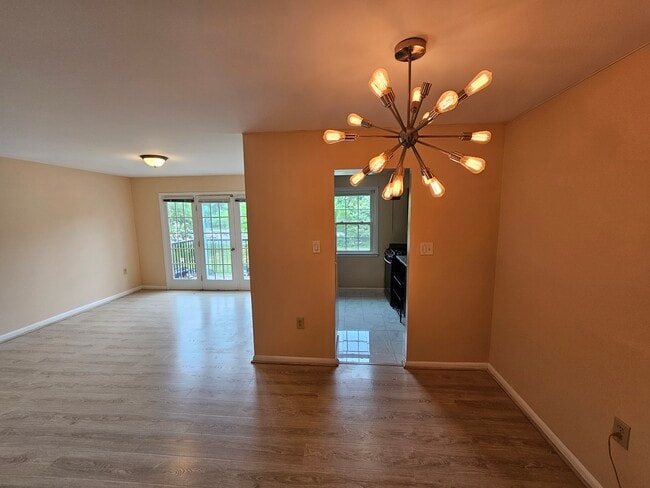 Building Photo - 9447 Fairfax Blvd Unit 301 Rental