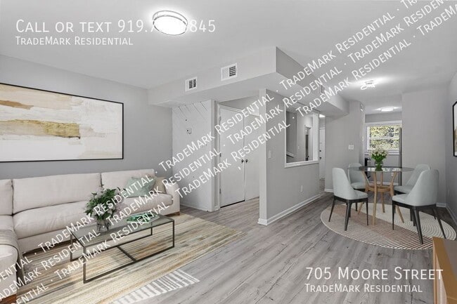 Photo - 705 S Moore St