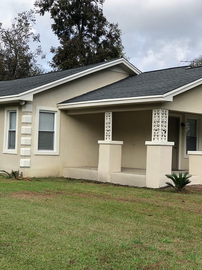 Photo - 1939 Martin Luther King Jr Blvd