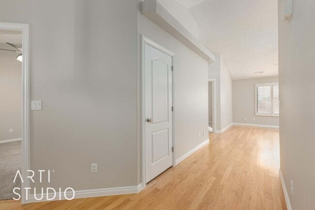 Photo - Beautiful home in well kept community Unit 6