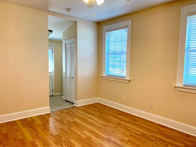 Photo - 2924 Republic St Unidad 2926