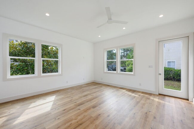 Photo - 114 Enchanted Way