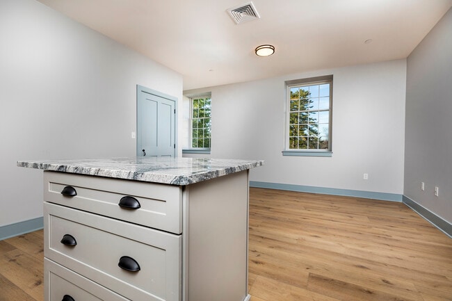 Photo - 86 Chosen Vale Ln Unidad 1N