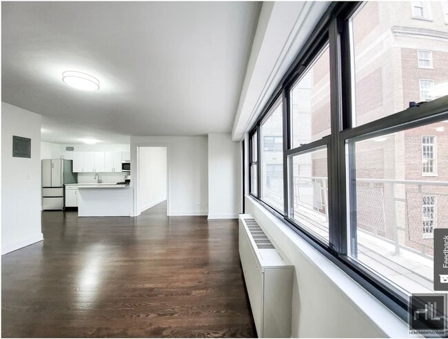 Photo - E 16 ST Unidad 17F