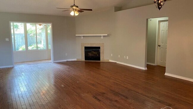 Photo - 3316 Joanna Dr