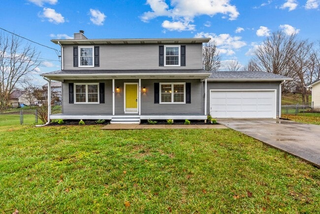 Photo - 215 Darrell Dr