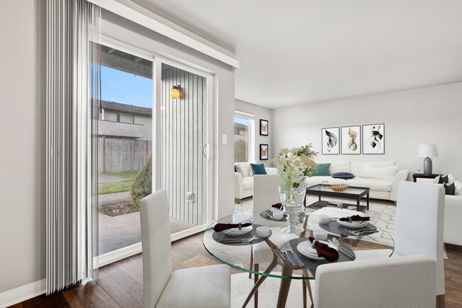 Photo - Salmon Creek Apartments