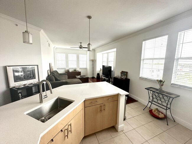 Photo - 533 NE 3rd Ave Unit 527