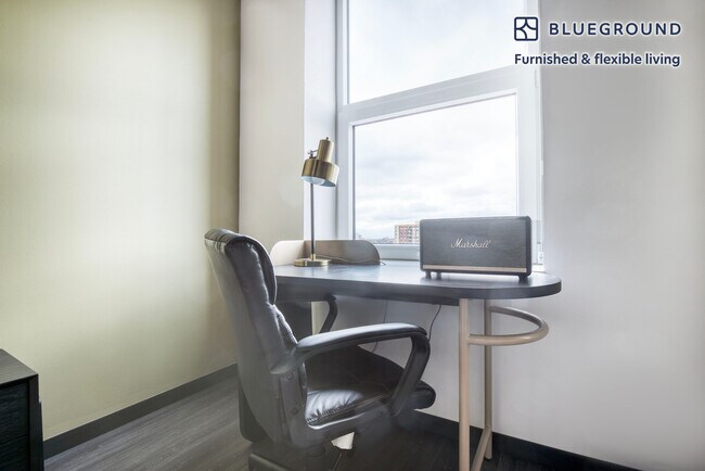 Photo - 150 N Ashland Ave Unidad FL5-ID1050