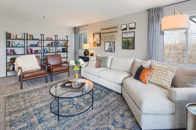 Living - Avana Southview