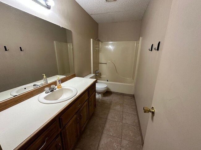 Photo - Come take a look at this 3-bedroom 1.5-bathroom home!
