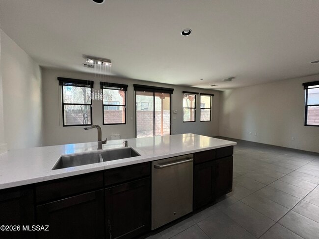Photo - 391 E Calderwood Rd