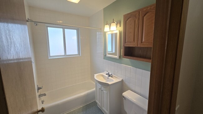 426 Rushmore Ln Unit 3