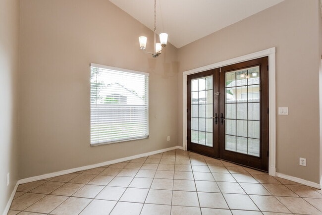 Photo - 628 Wechsler Cir