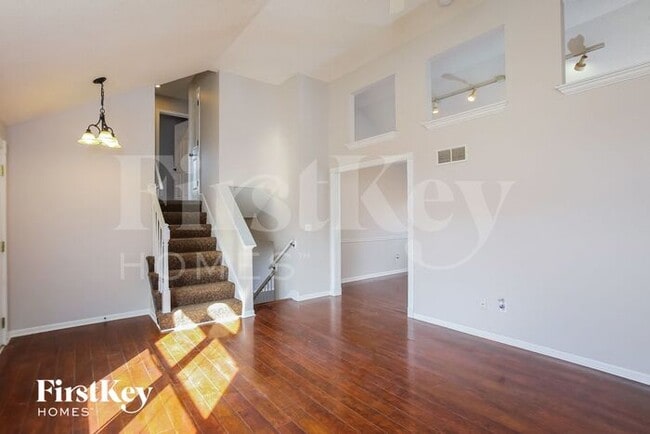 Photo - 1158 Blue Bird Ln