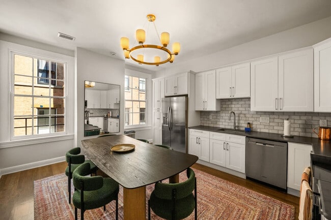 Photo - 1326 Broadway Unidad ID1312458P