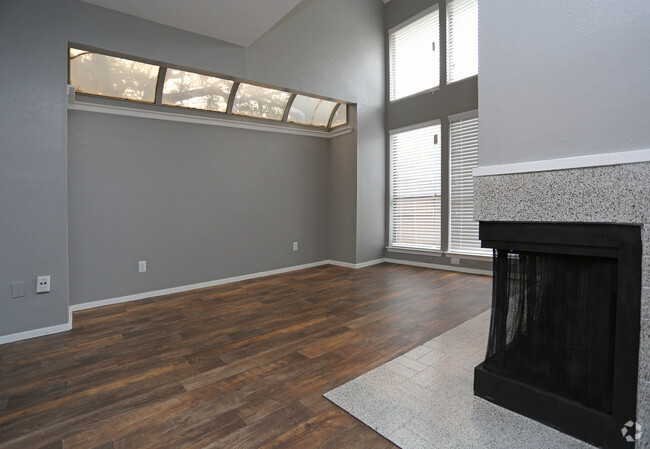 Photo - Woodbridge Townhomes
