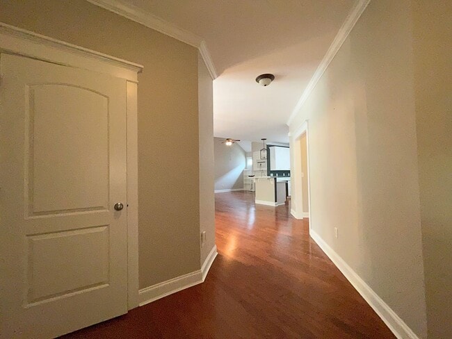 Photo - 2196 Eisenhower Ave