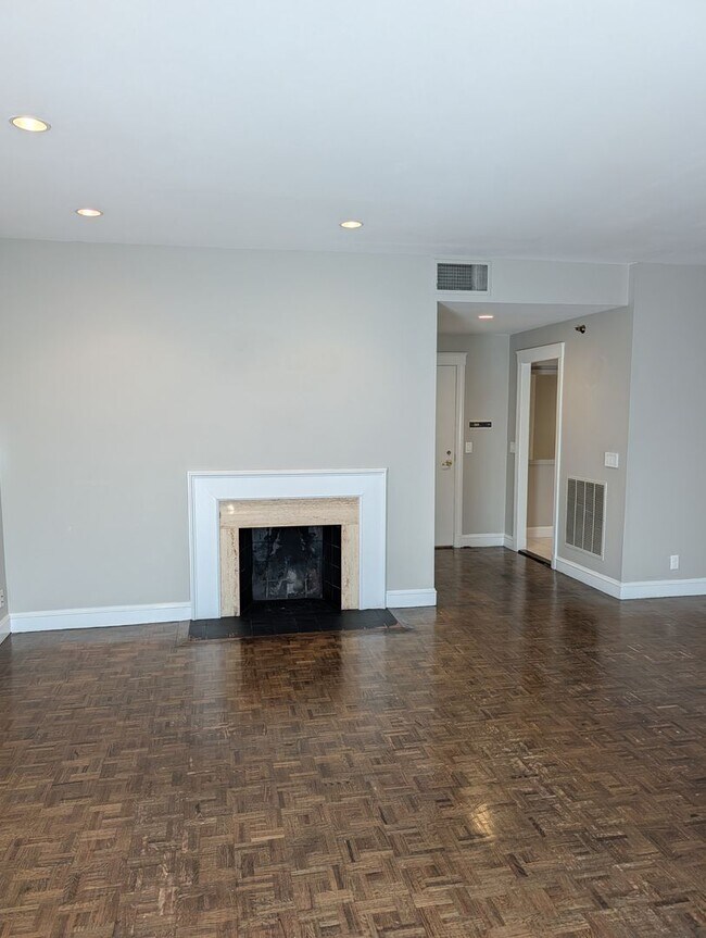 Photo - 416 Commonwealth Ave Unit 202