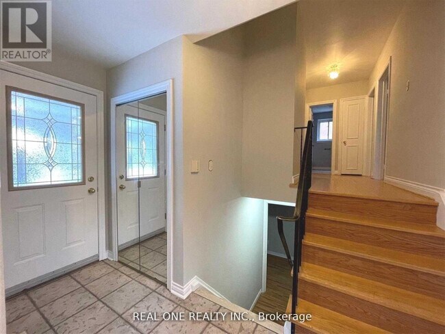 Photo - 17 Valleycrest Ave