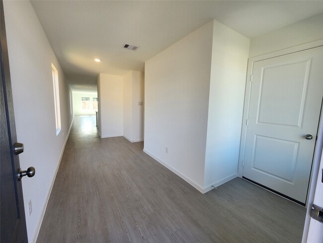 Photo - 1615 Winwood Dr