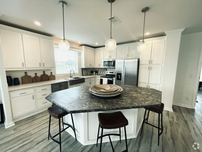 Building Photo - 34628 Ballyhoo Dr Rental