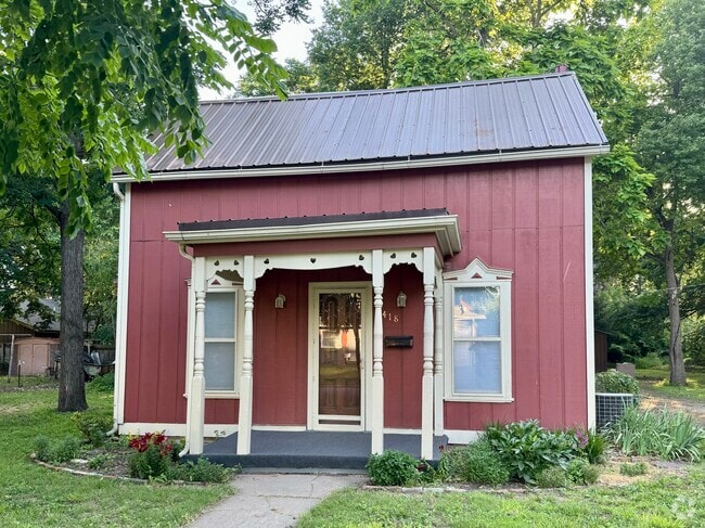Building Photo - 418 S 3rd St Rental