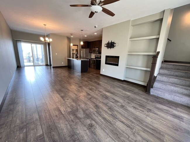 Photo - 3 Bed/2.5 Bath Townhome in Downtown Sioux Falls!!
