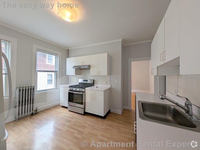 Building Photo - Teele Sq / Davis Sq 3 Bedroom - Nice Kitchen Rental