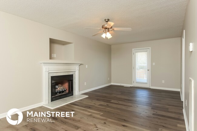 Photo - 98 Beadle Ct