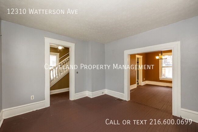 Photo - 12310 Watterson Ave