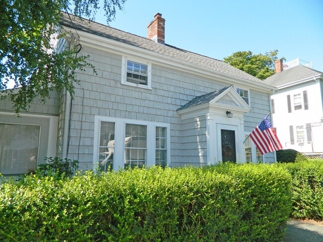 Building Photo - 61 Gregory St